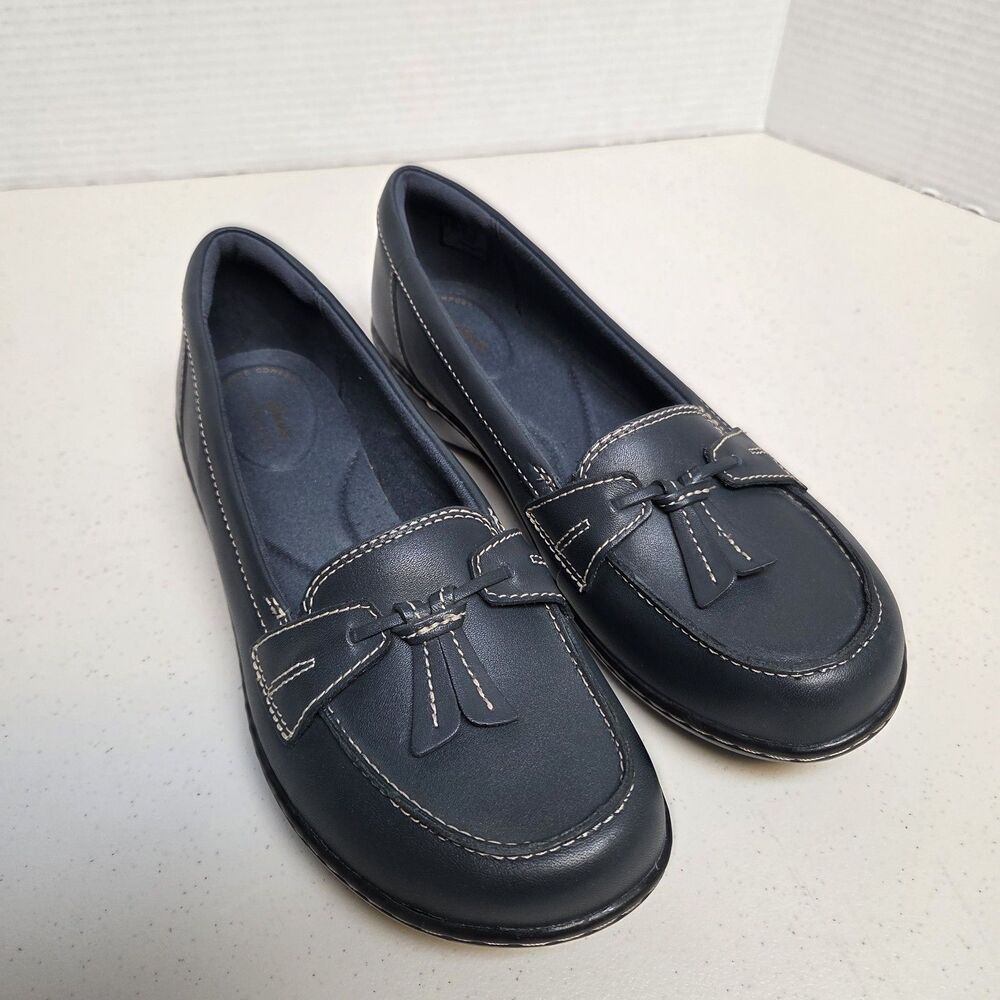 Clarks ASHLAND BUBBLE Tassel Loafer Womens  8.5W  Wide Blue Leather Slip-on Mocs - Picture 2 of 16
